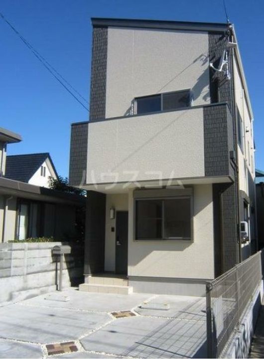 静岡県浜松市中央区鹿谷町(一戸建)の賃貸物件の外観