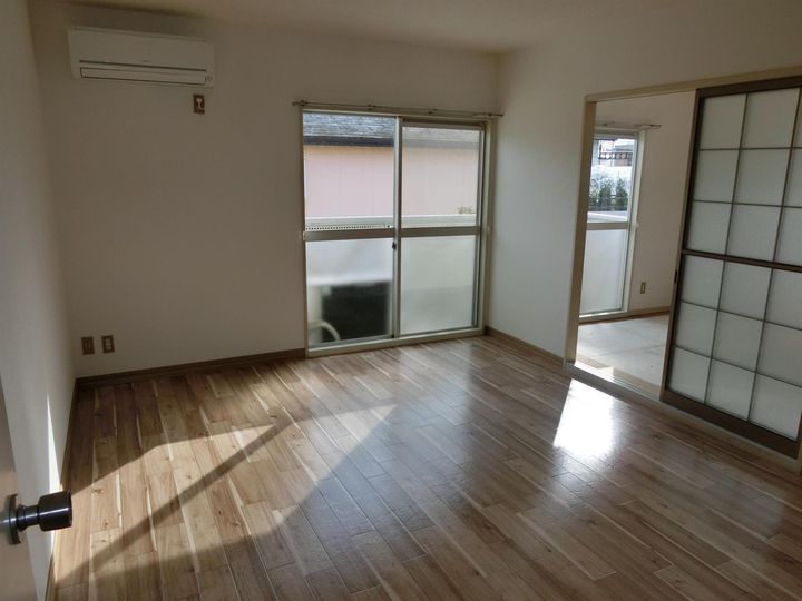 KSポラールの内装