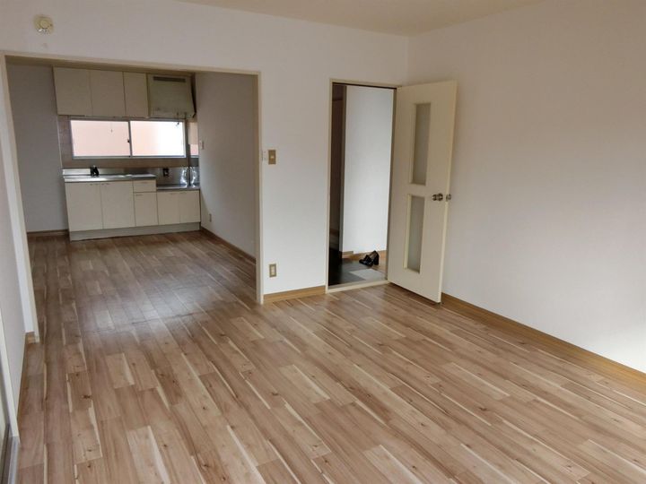 KSポラールの居間