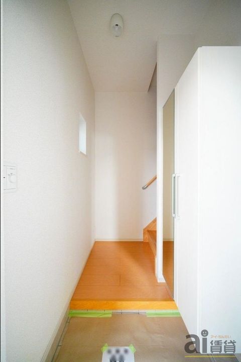 東京都小平市小川町1(アパート)の賃貸物件の玄関