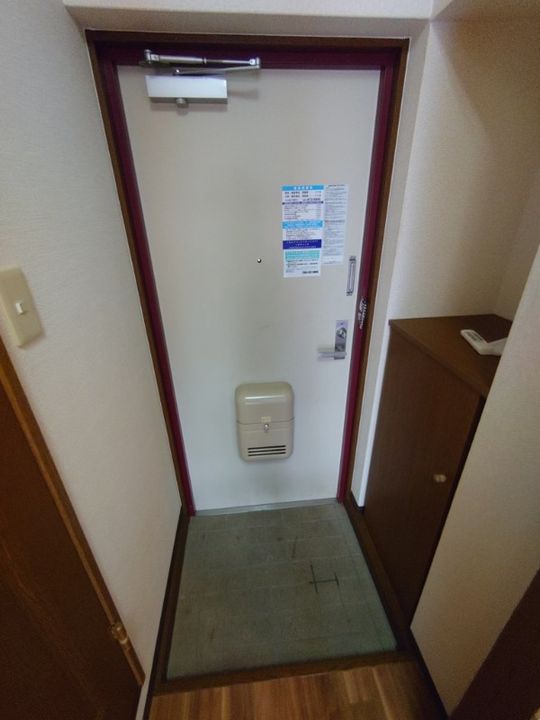 静岡県浜松市中央区助信町(マンション)の賃貸物件の玄関