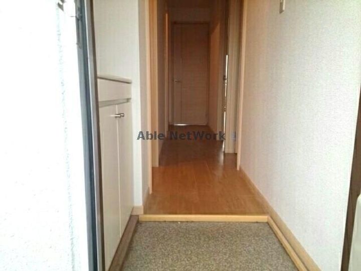 バードヒルズワダの玄関