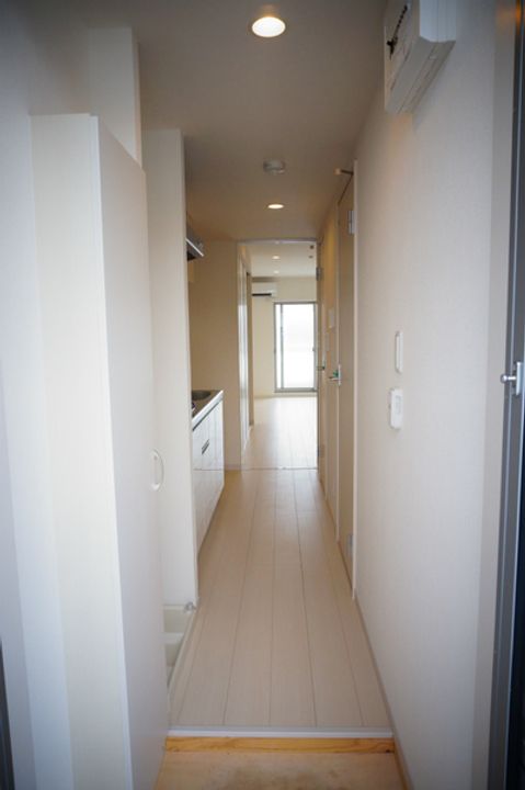 千葉県習志野市東習志野4(アパート)の賃貸物件の玄関