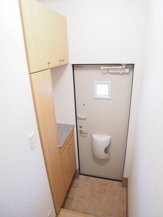 ボヌール荻杼 Bの玄関