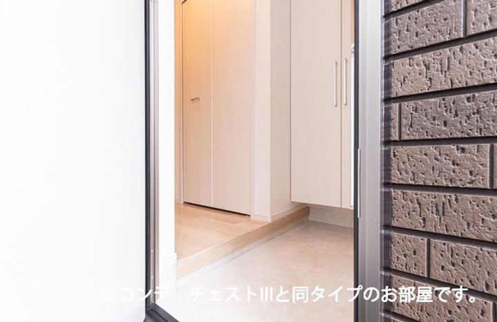 クレメントガーデンVの玄関