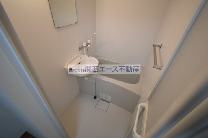 レオパレスジュネスの風呂