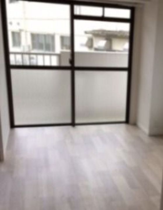 第1アリストマンションの居間