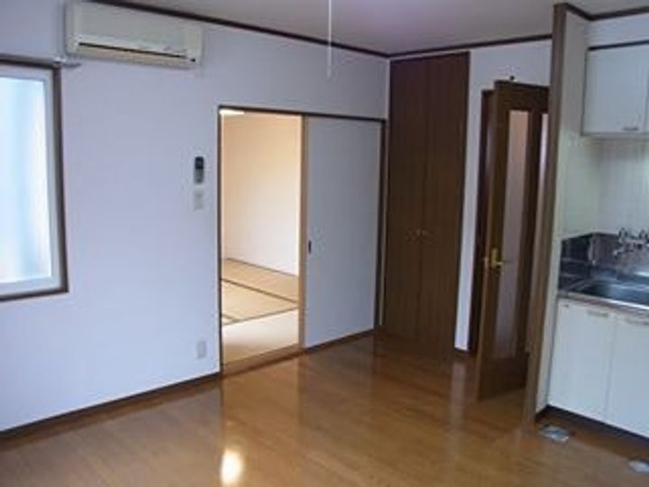 カーサ植田町の居間