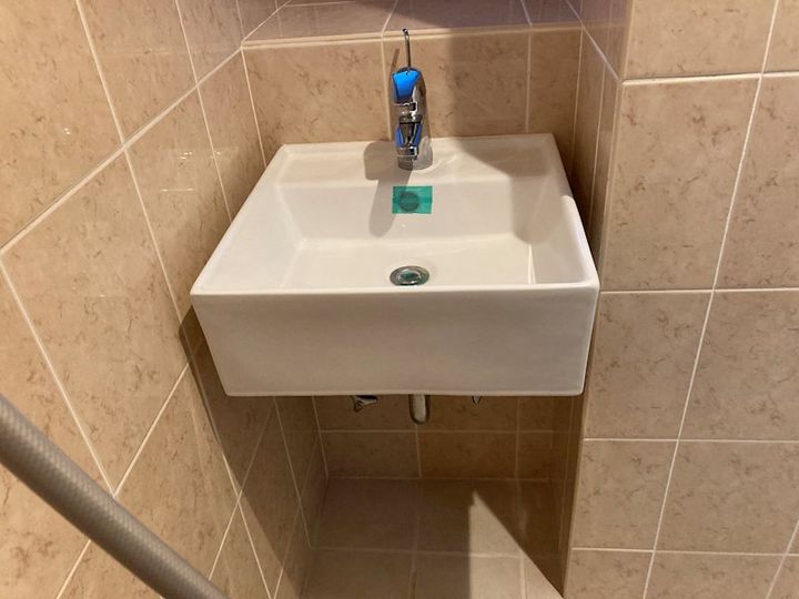 トーマス仲西の内装