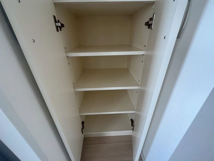 トーマス仲西の内装