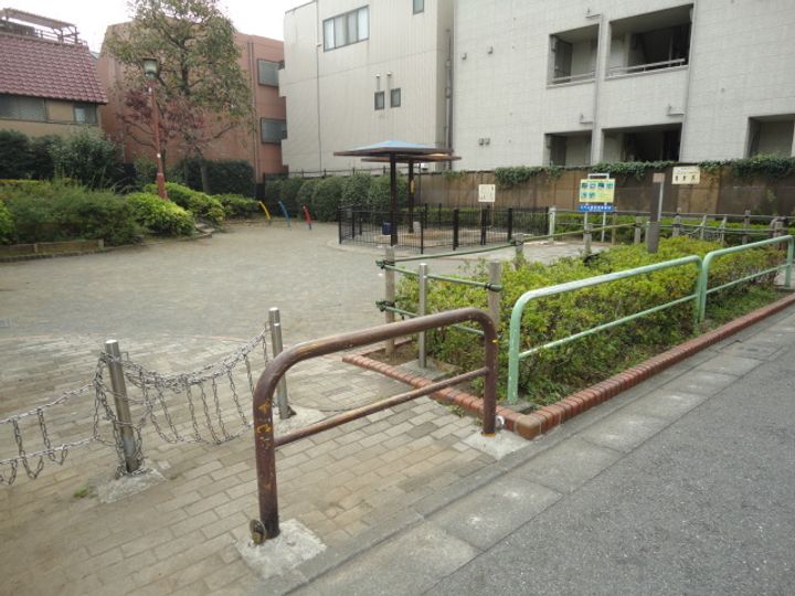 ひるとっぷの周辺