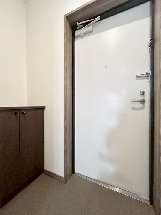愛知県名古屋市北区平安2(マンション)の賃貸物件の玄関