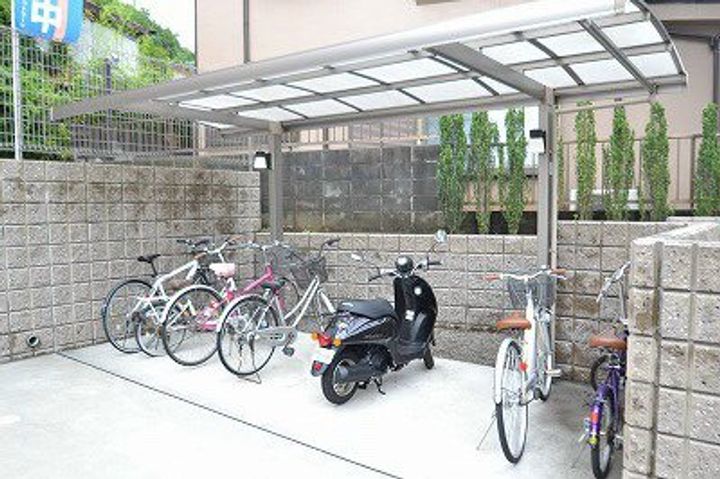 東京都八王子市左入町(アパート)の賃貸物件の地図