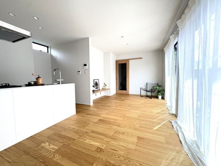 東京都昭島市美堀町5(一戸建)の賃貸物件の居間