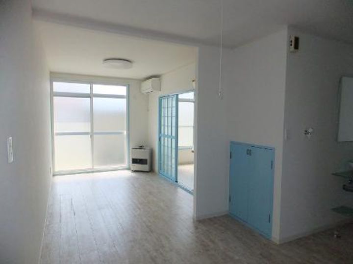 ハイネス藤の居間