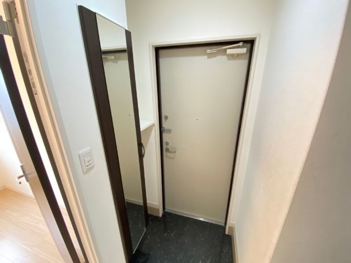 BORSAROの玄関