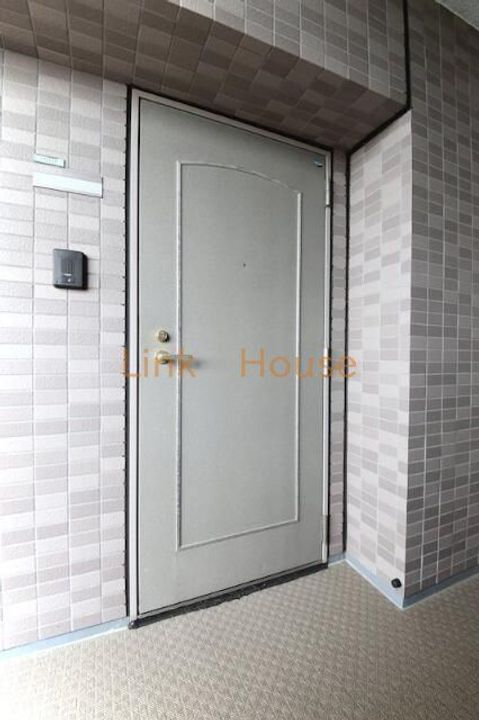 東京都江戸川区東葛西6(マンション)の賃貸物件の玄関