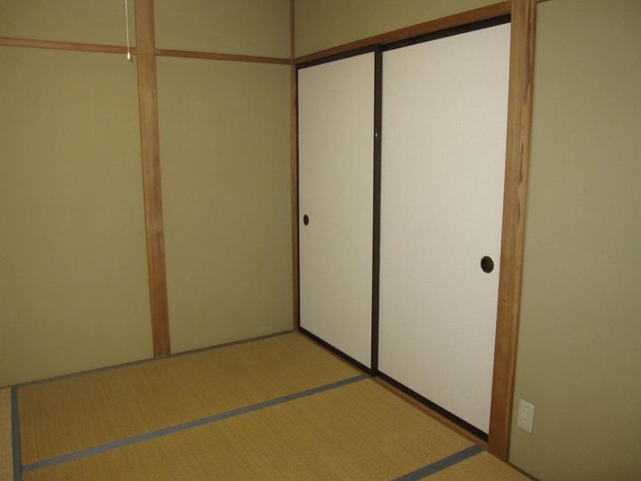 上野ロイヤルコーポの内装