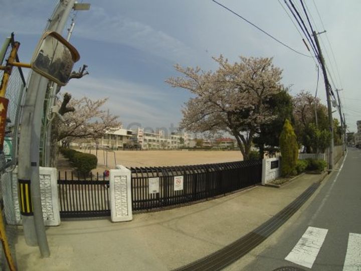 兵庫県伊丹市中野北2(一戸建)の賃貸物件の周辺