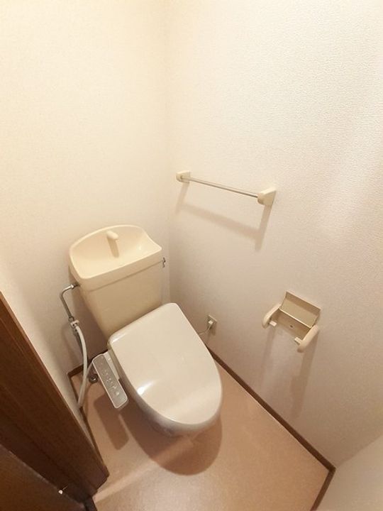 香川県観音寺市南町4(アパート)の賃貸物件の内装