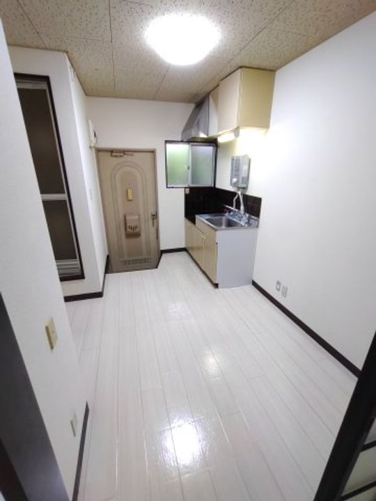 フォーブル川口A・Bの居間