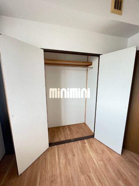 ログマンラシューレの内装