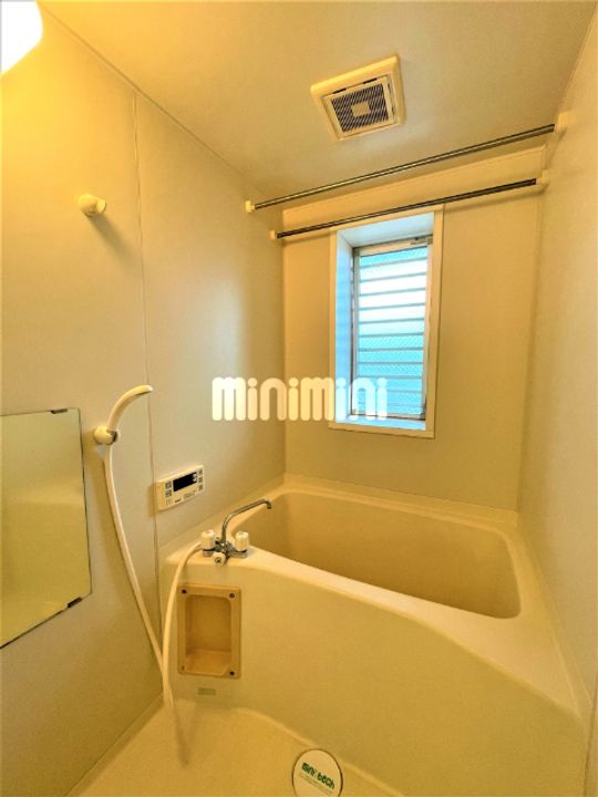 ログマンラシューレの風呂