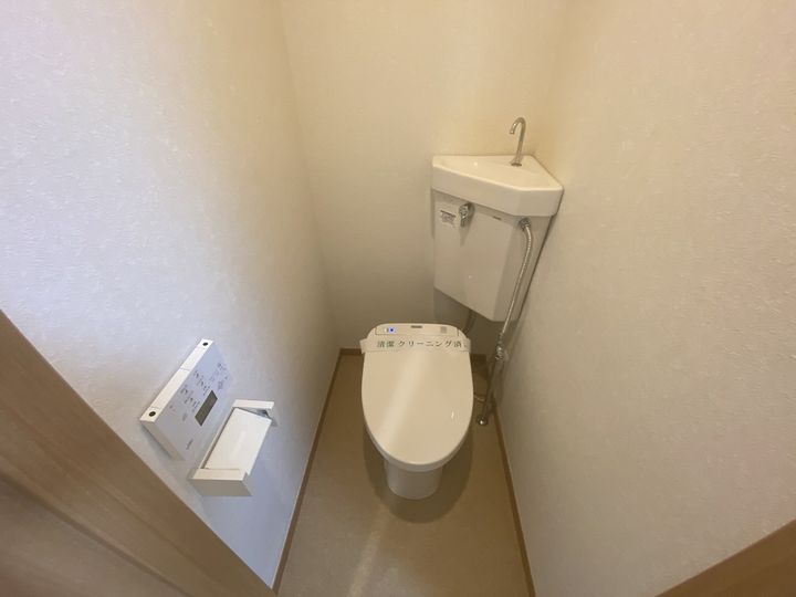 シャトレー新井の内装