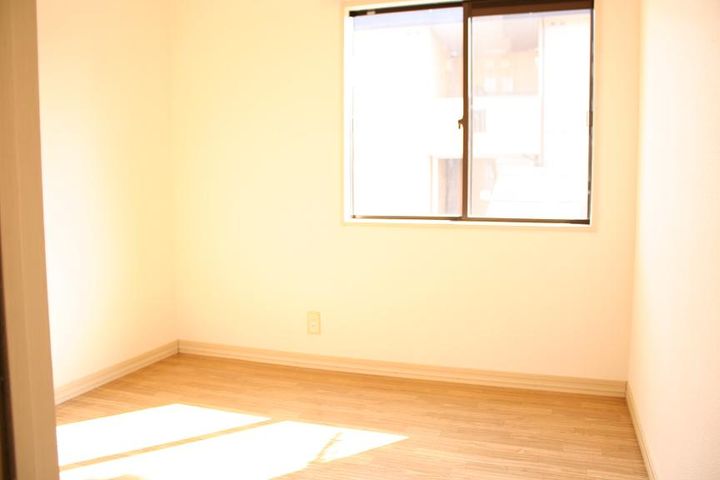 ラフォーレ八幡2の内装