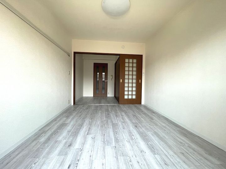 シャルマン上ノ宮の居間