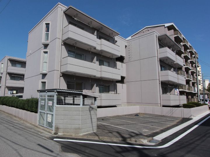 ヒルサイドヴィラ Bの外観