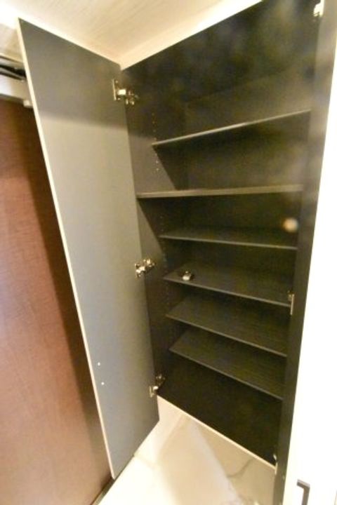 プレジオ緑地公園の内装