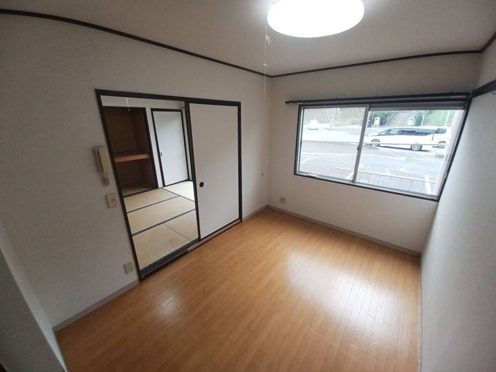 サニーハイツの居間