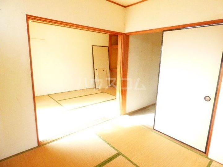 サニーヴィラの居間