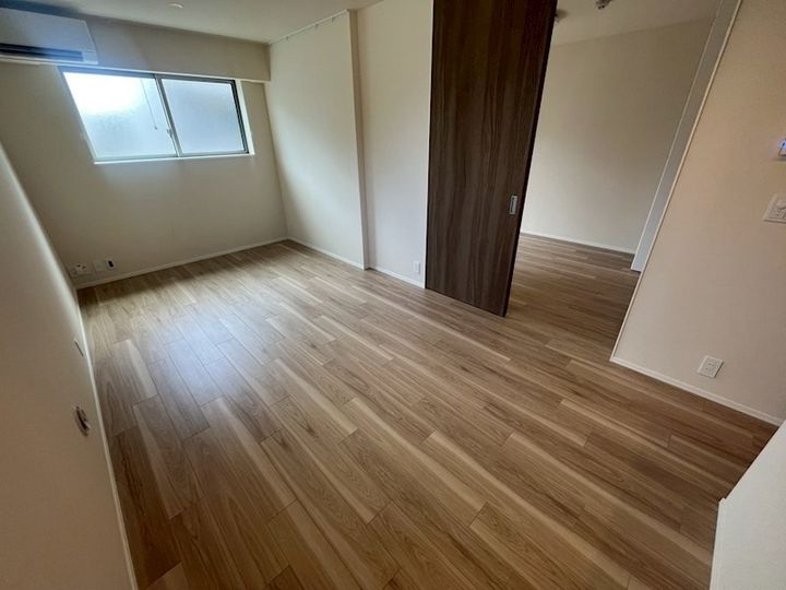 神奈川県藤沢市鵠沼神明2(マンション)の賃貸物件の居間