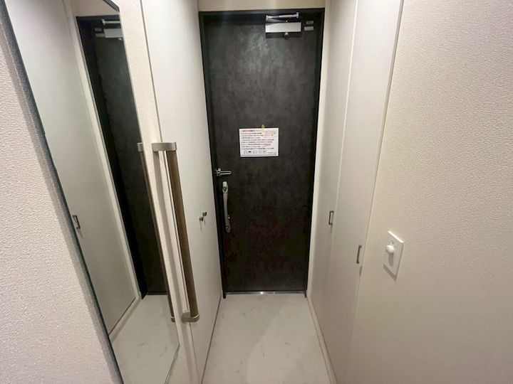 神奈川県藤沢市鵠沼神明2(マンション)の賃貸物件の玄関