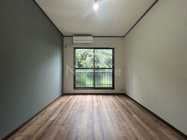 神奈川県川崎市麻生区岡上6(アパート)の賃貸物件の居間