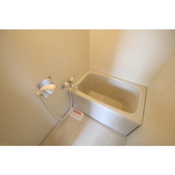 若建ビルの風呂