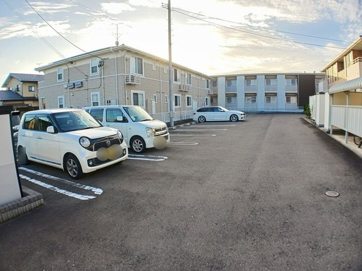 イースト・シップ五番館の地図