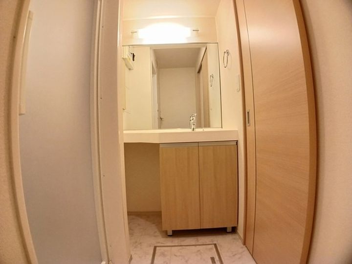 イースト・シップ五番館の内装