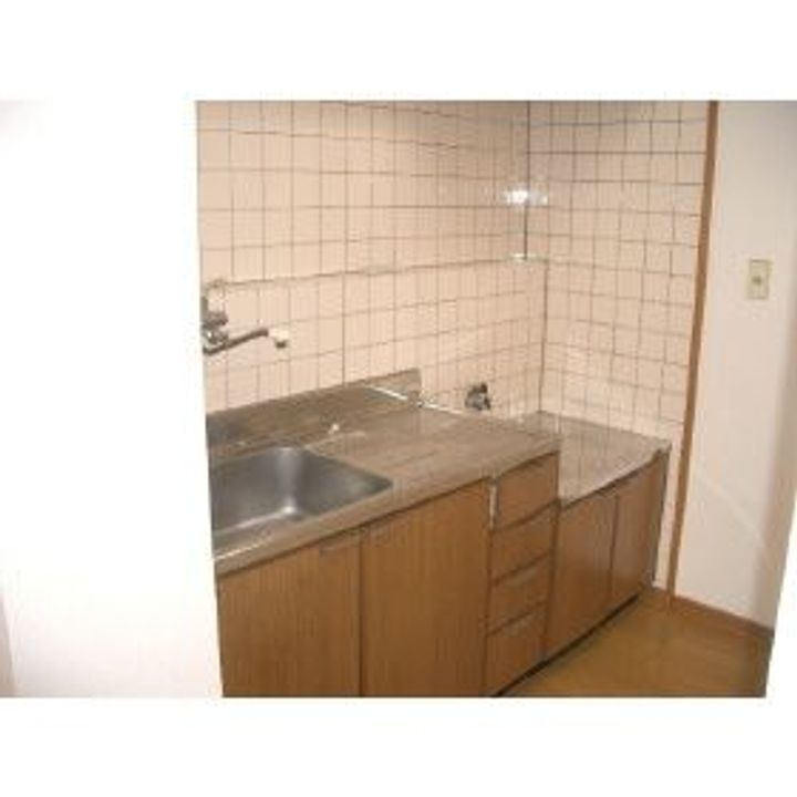 神奈川県横浜市青葉区市ケ尾町(一戸建)の賃貸物件のキッチン