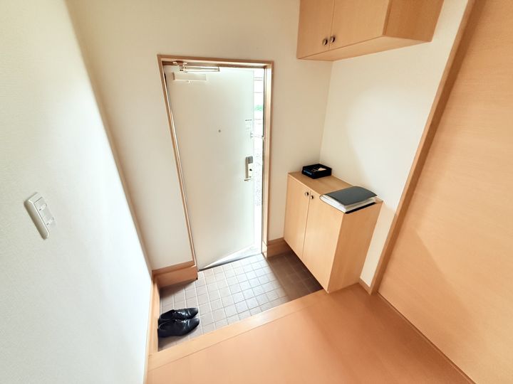 宮城県仙台市太白区中田4(一戸建)の賃貸物件の玄関