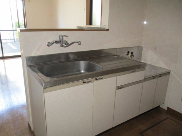 静岡県浜松市中央区入野町(一戸建)の賃貸物件のキッチン