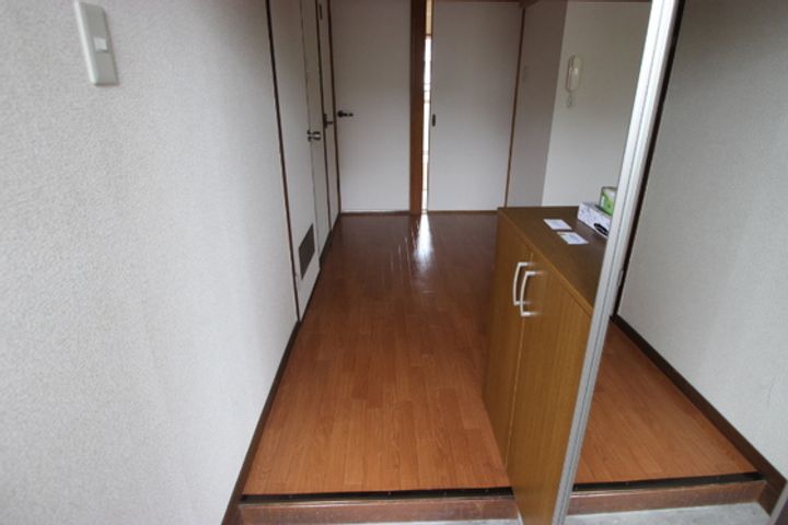サンコーポ筒本の玄関