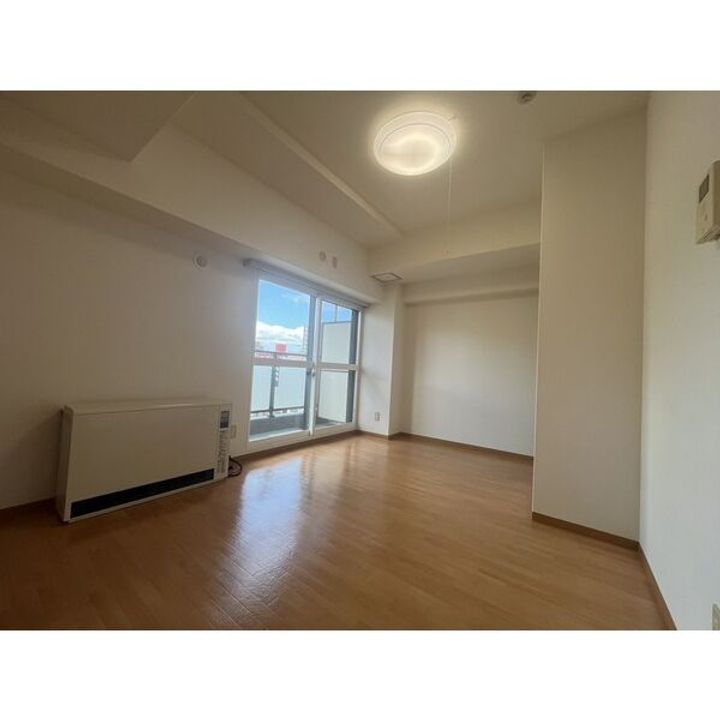 ナンディーヌトレーズの居間