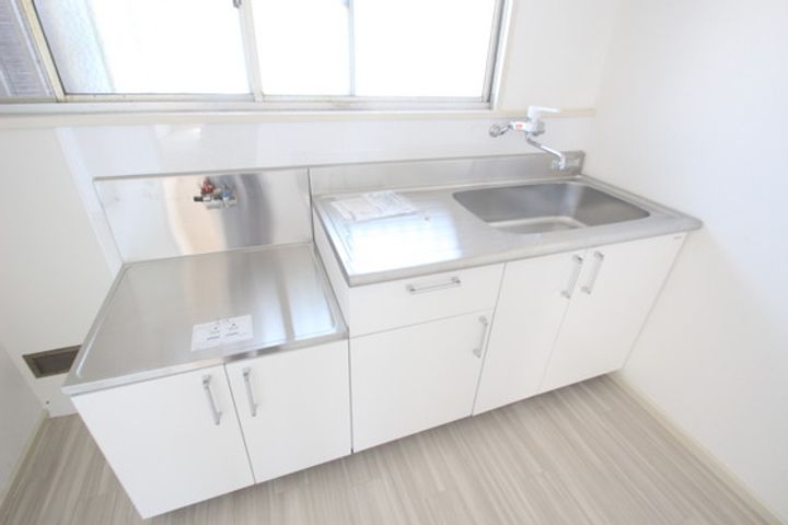 高尾アパートのキッチン