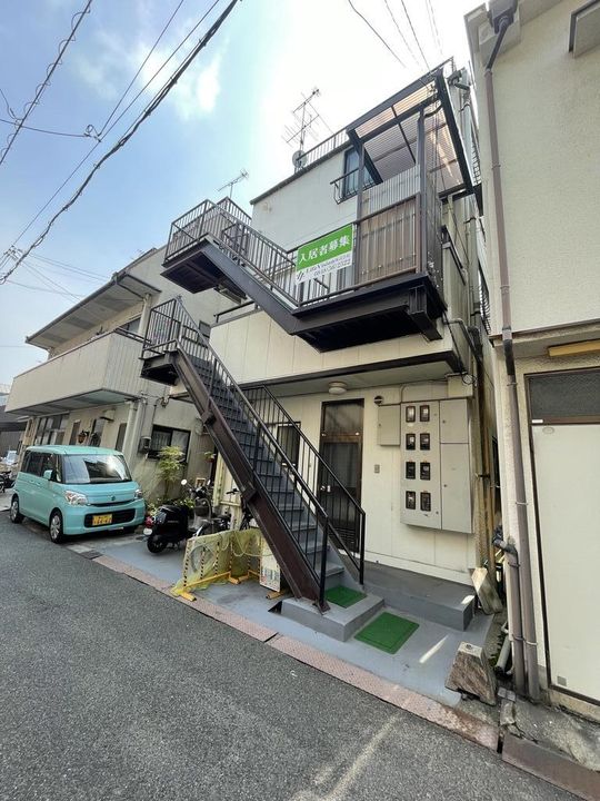 イーグルコートの外観