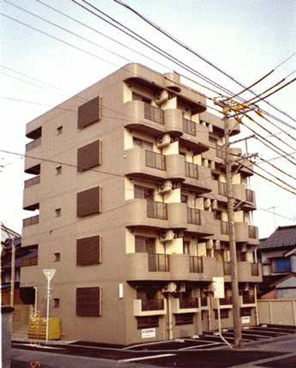 スカイハイム星井町の外観