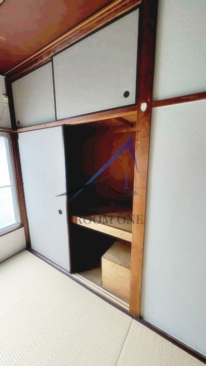 川口アパートの内装