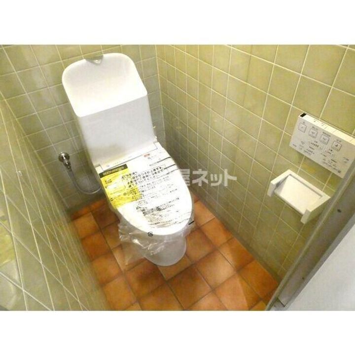 和三紫ビルの内装